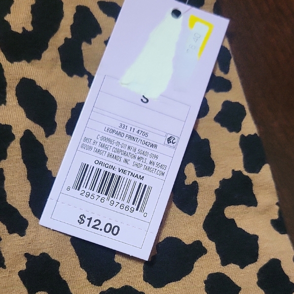 Target Womens Leopard Print Shorts - Picture 2 of 3